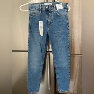 Topshop Jamie jean with abraded hem in mid blue